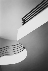 Lempertz_1069_213_The_International_Style_through_the_Eyes_of_Photography_Works_from_an_Important_Collection_Hans_W_Mende_Haus_des_deutschen_Metall