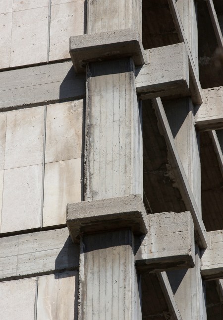 8-Wohn-Hochhäuser_©Adolph-Stiller